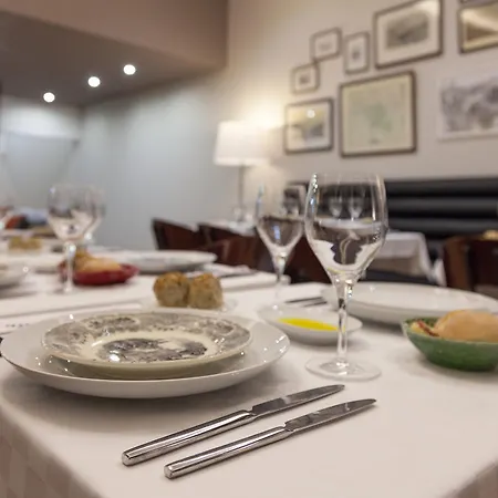 Hotel B The Guest Downtown Oporto